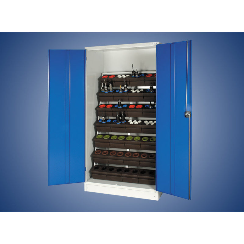 Skříně HK + příslušenství skříní