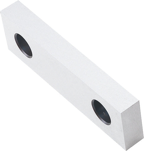 Dvojice standardních upínacích čelistí