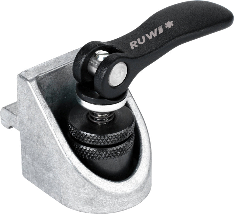 Rychločinná upínka, drážka 8, průměr 30 mm