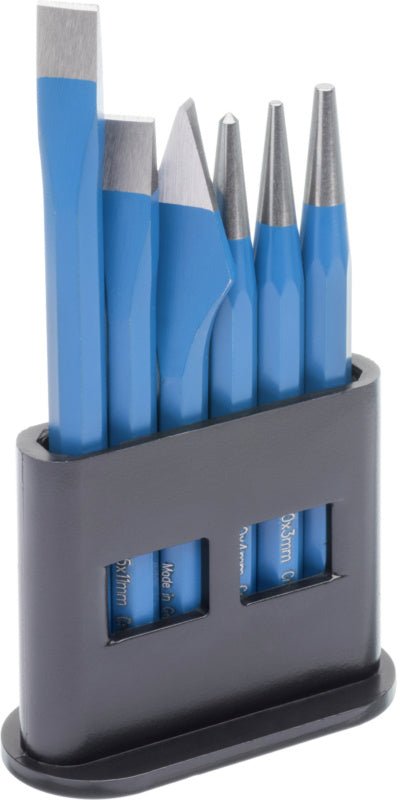 Sada úderových nástrojů v plastovém držáku