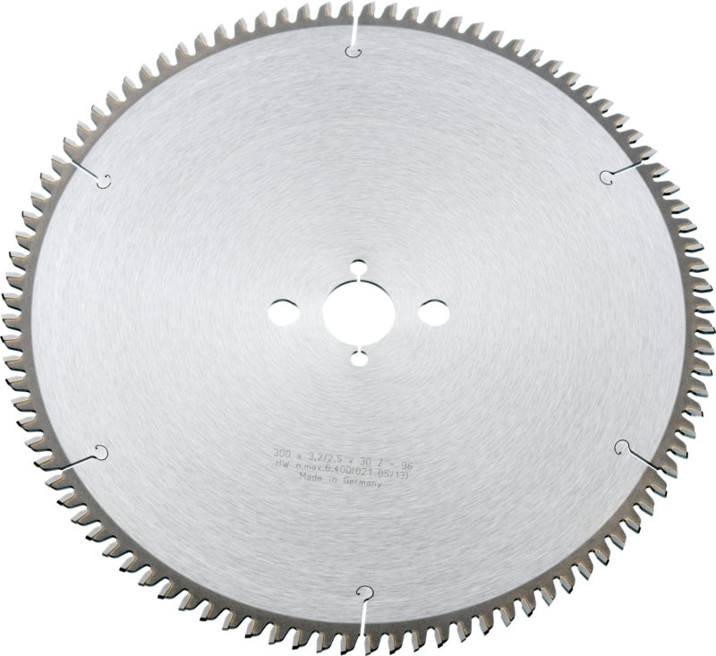 pilový kotouč opatřený tvrdokovem, negativní