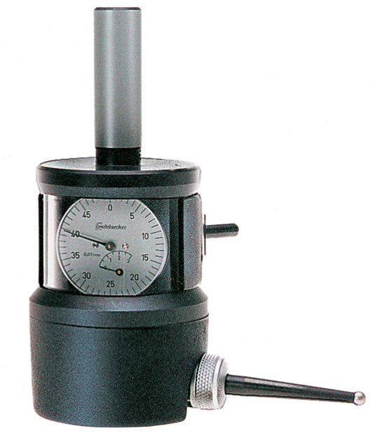 Středicí zařízení