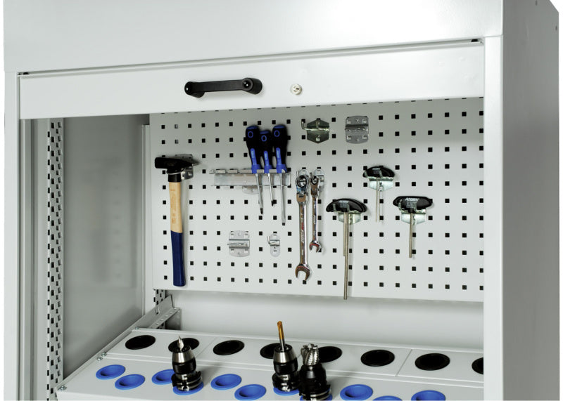 Děrovaný plechový panel