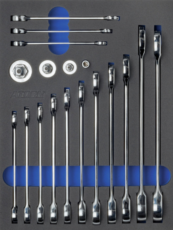 Vložka z tvrdé pěny s nářadím, sada ráčen a očkových otevřených klíčů