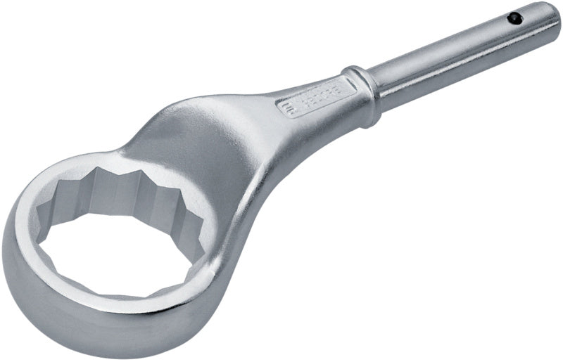 Utahovací očkové klíče