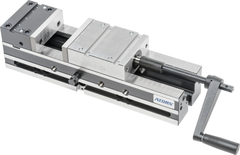 NC vysokotlaké strojní svěráky MH-S se schématem vrtání čelistí kompatibilním se značkou Hilma