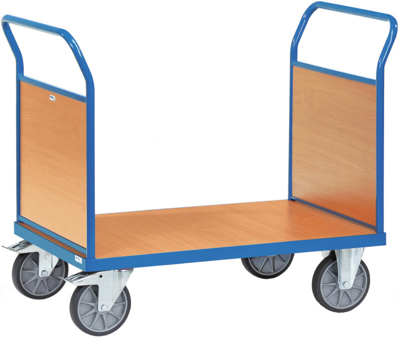 Plošinový vozík se 2 dřevěnými čelními stěnami