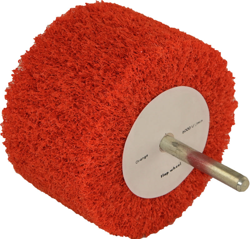 Dokončovací kotouč z netkaného brusného materiálu, syntetický korund