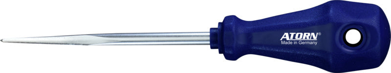 Výstružník s čtyřhranným hrotem