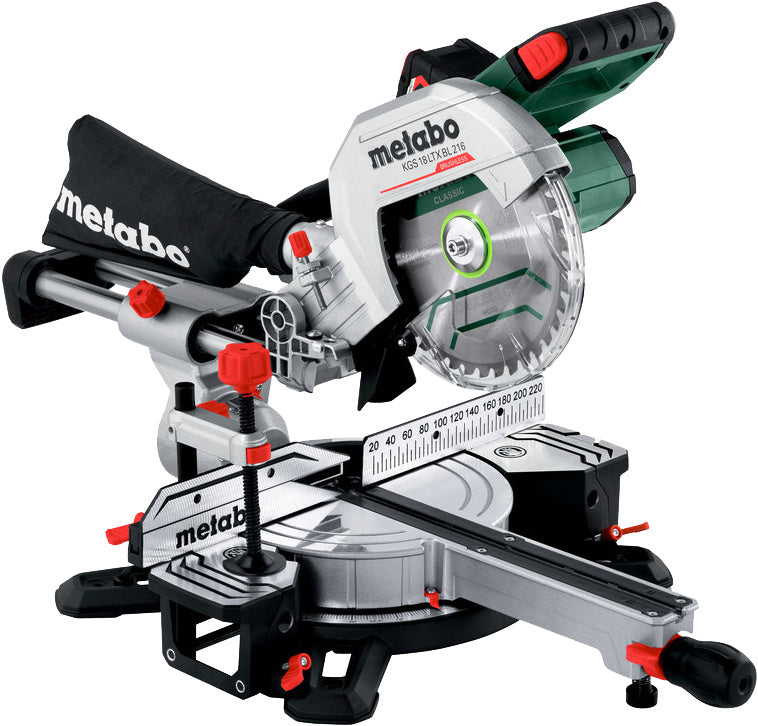 Akumulátorová kapovací pila